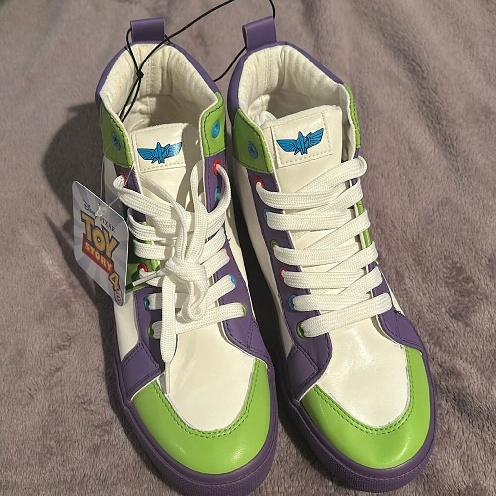 NWT Disney Pixar Toy Story 4 Buzz Light Year High Tops Sneakers M7 W970-000